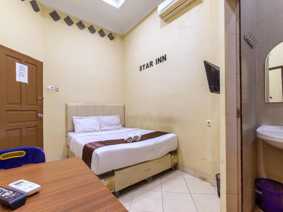 Star Inn Medan Exterior foto