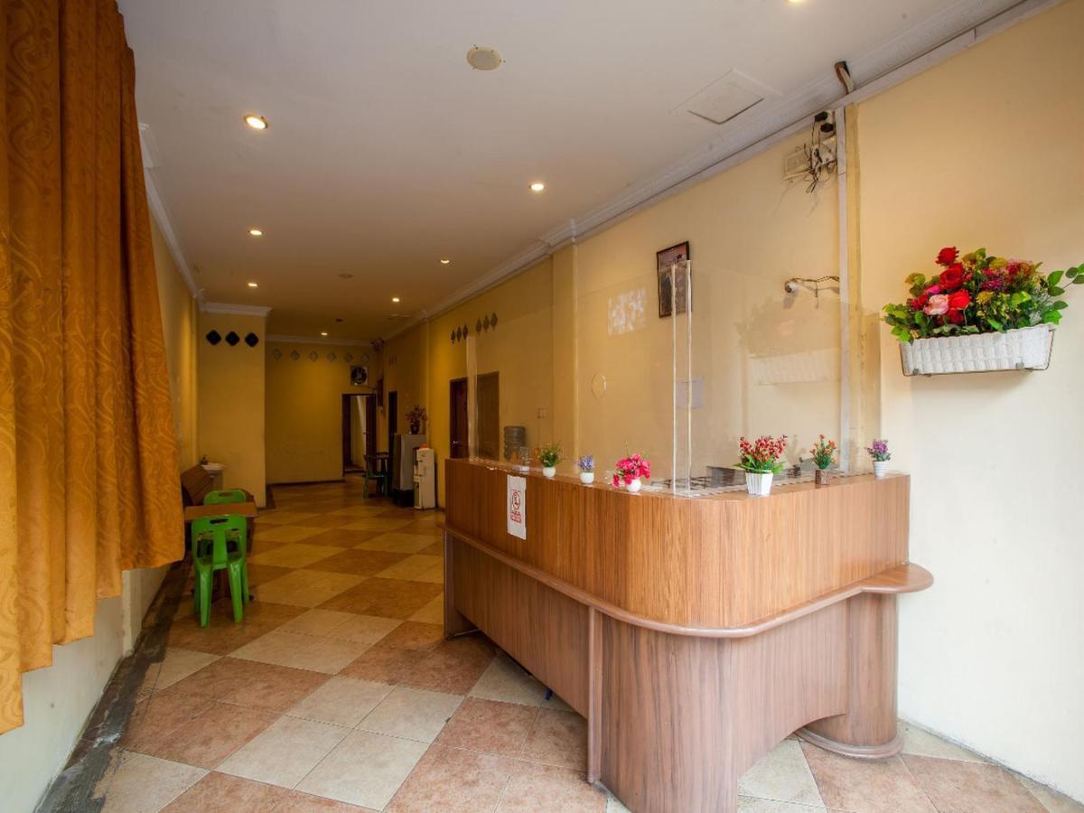 Star Inn Medan Exterior foto